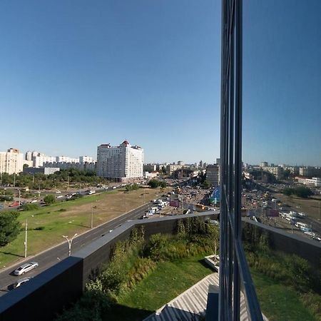 Stylish Panoramic Apartments. Smartplaza. Metro Minskaya Kyjev Exteriér fotografie